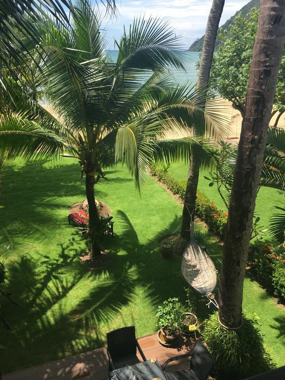 Absolute Beachfront Villa Koh Chang Bagian luar foto