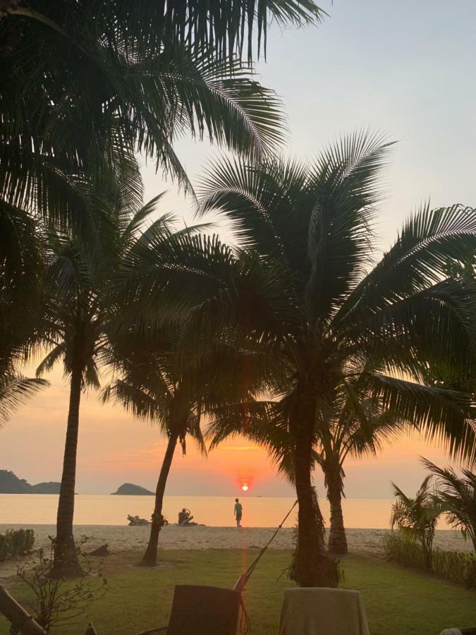 Absolute Beachfront Villa Koh Chang Bagian luar foto
