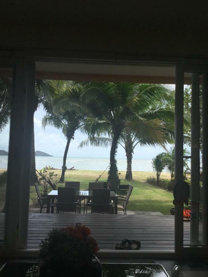 Absolute Beachfront Villa Koh Chang Bagian luar foto